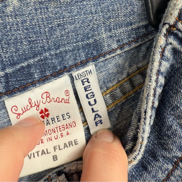 Lucky Brand Vintage Vital Flare Jeans - Made in USA (Size 4/27) - Picture 7 of 15